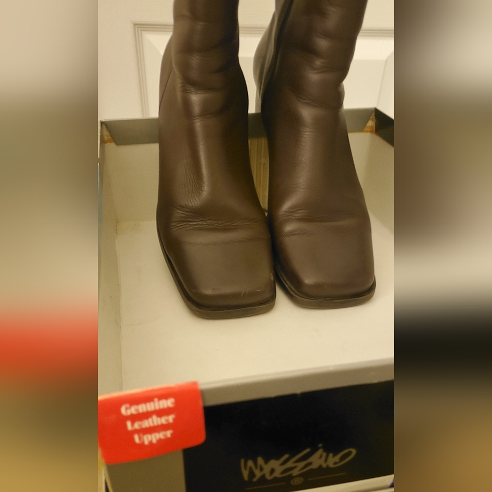 Chocolate brown boot (W) roomy 9.5 - Picture 4 of 11